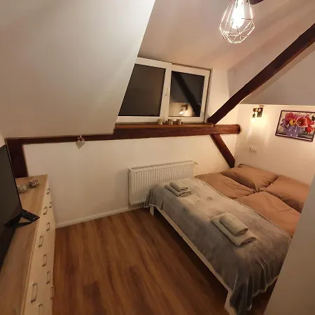 I Sauna W Starym Domu 3*