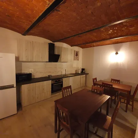 Bed & Breakfast I Sauna W Starym Domu 3*