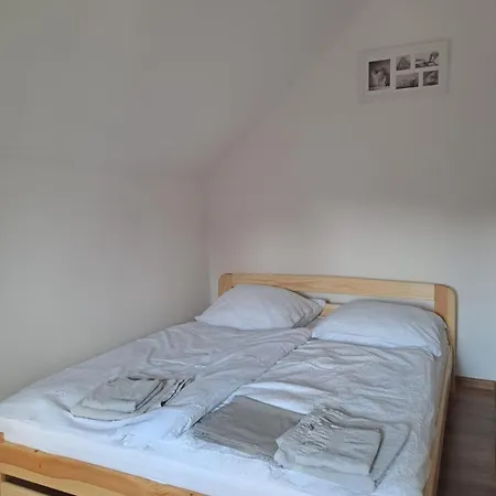 Bed & Breakfast I Sauna W Starym Domu 3*