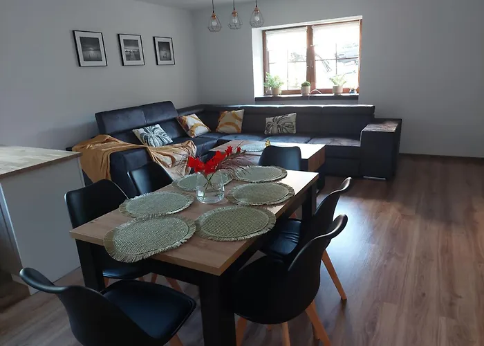 Nocleg ze śniadaniem W Starym Domu Z Sauną 3*