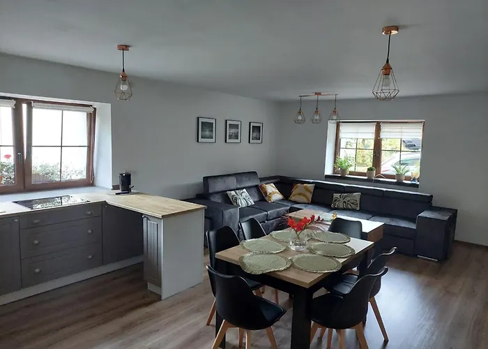 Nocleg ze śniadaniem W Starym Domu Z Sauną