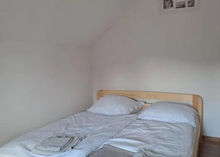 Nocleg ze śniadaniem W Starym Domu Z Sauną 3*