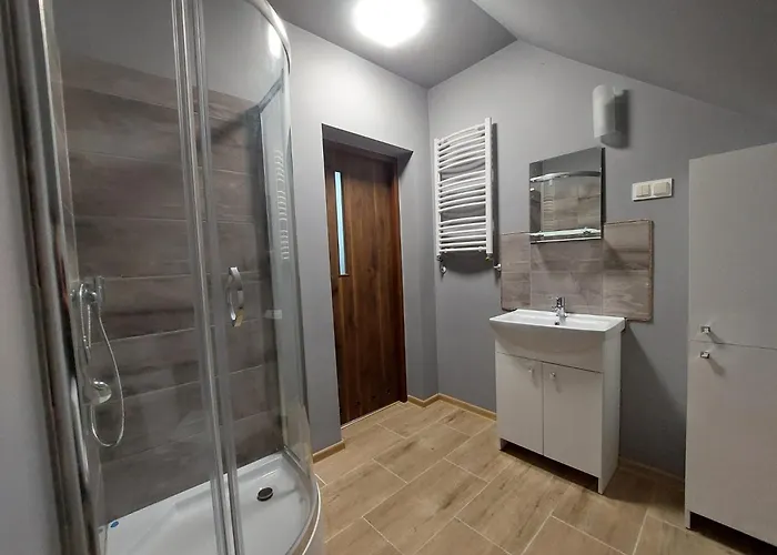 Nocleg ze śniadaniem W Starym Domu Z Sauną 3*